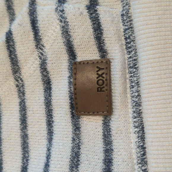Roxy zip up hoodie - Picture 4 of 5